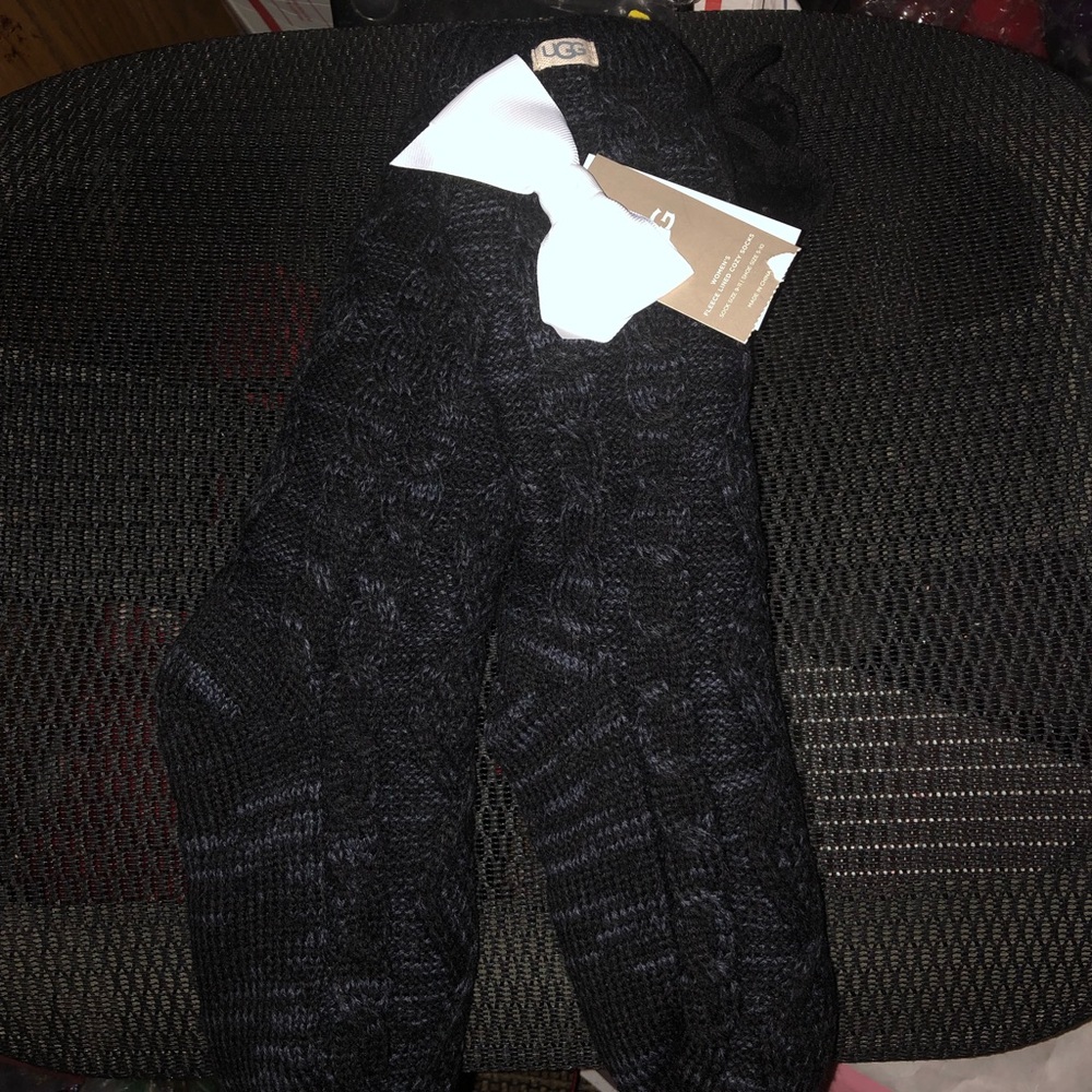 UGG Serpa Lined Slipper Socks - 542 $30 or 25 w/offer